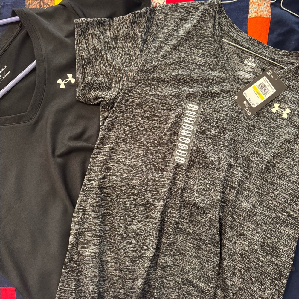 Under Armour Women's Short Sleeve Tee’s - Charcoal and Jet Black